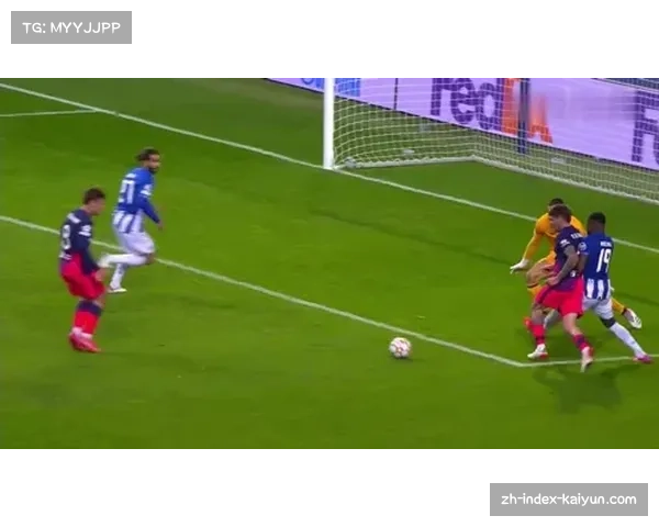 巴伦西亚3-4-3变阵4-4-2,科雷亚格德斯内收压缩空间